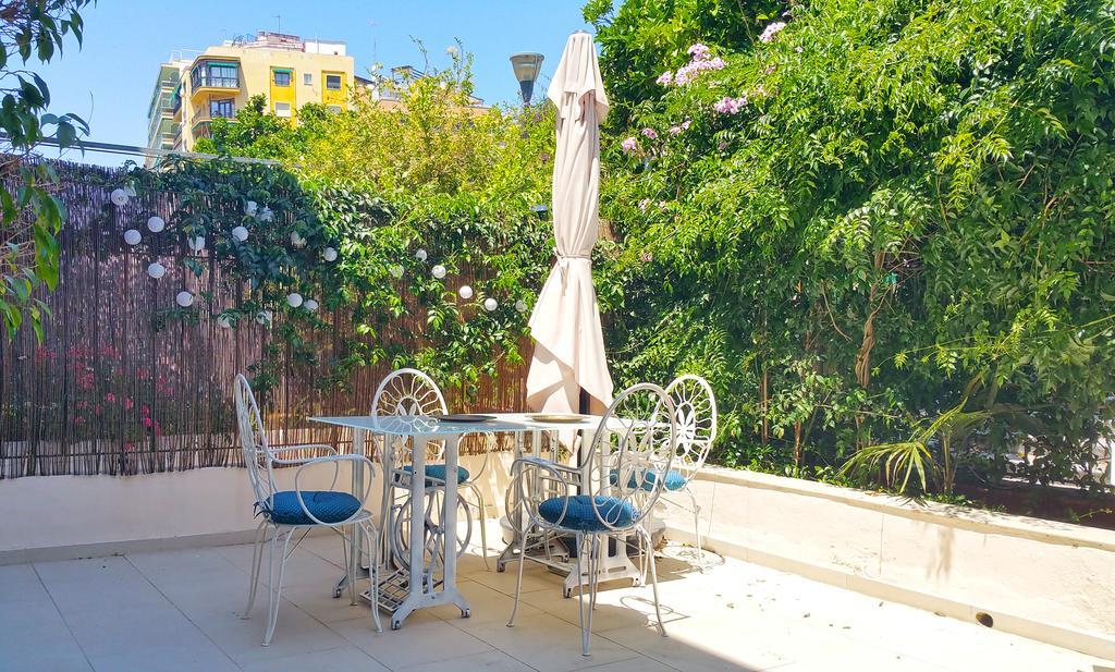 מאלגה La Casa Azul B&B + Apartments מראה חיצוני תמונה